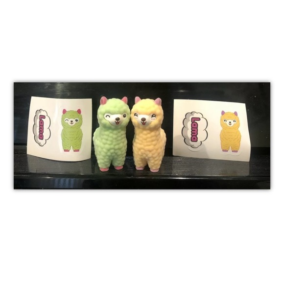 set of 3 Mini Emoji Alpaca Velveteen Figurines - Picture 3 of 3